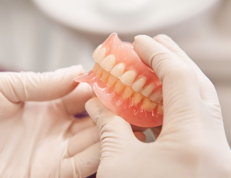 仙台市青葉区台原の歯医者、台原みなも歯科クリニックの入れ歯治療